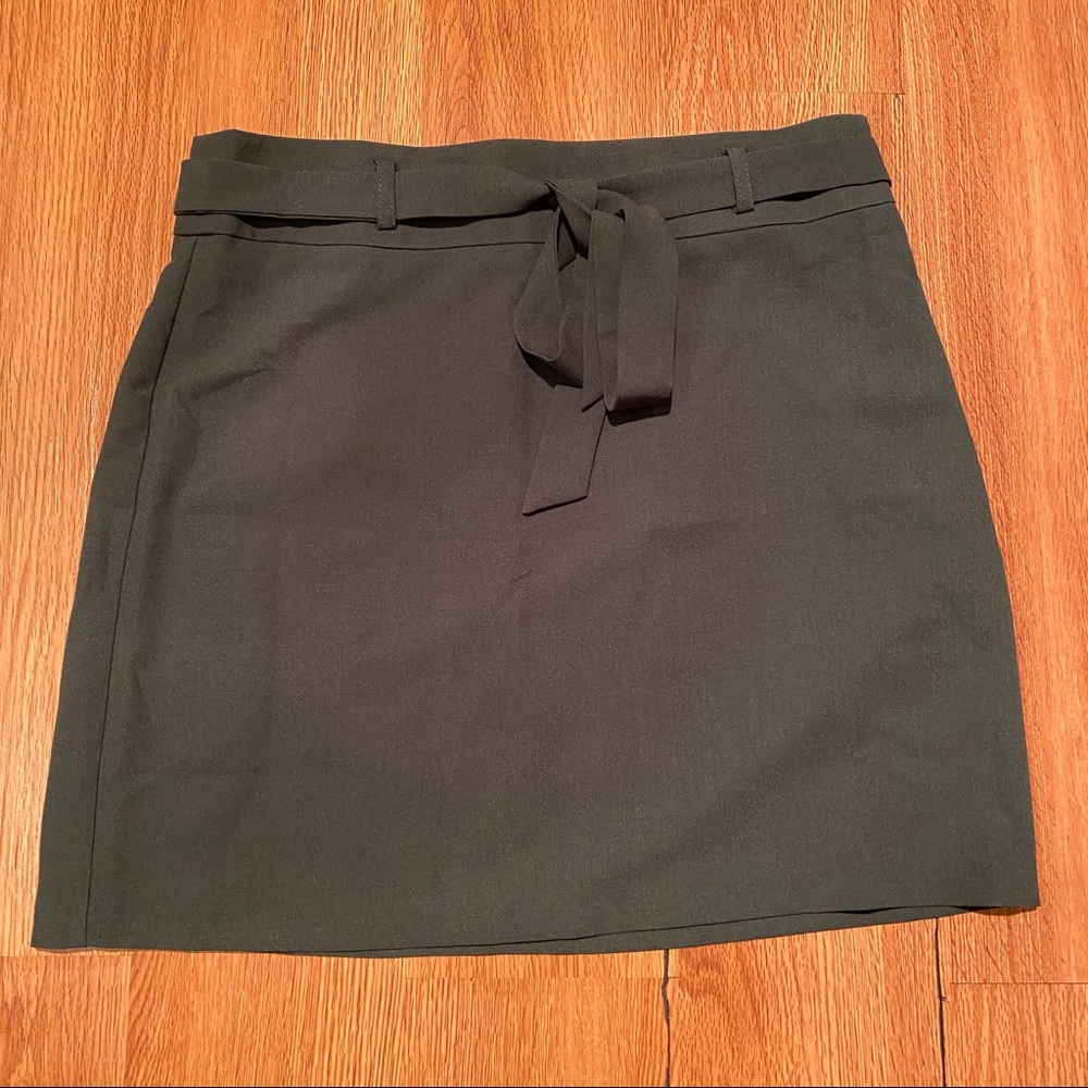 ASOS Emerald Green Mini Skirt (US Size 6)